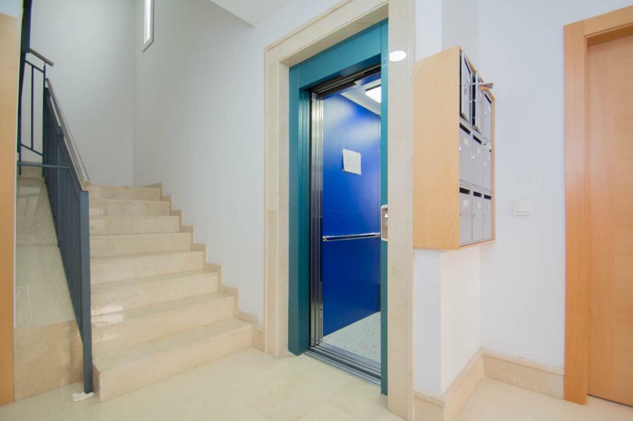 Gran Via 1B & Parking Opcional Apartman Granada Kültér fotó