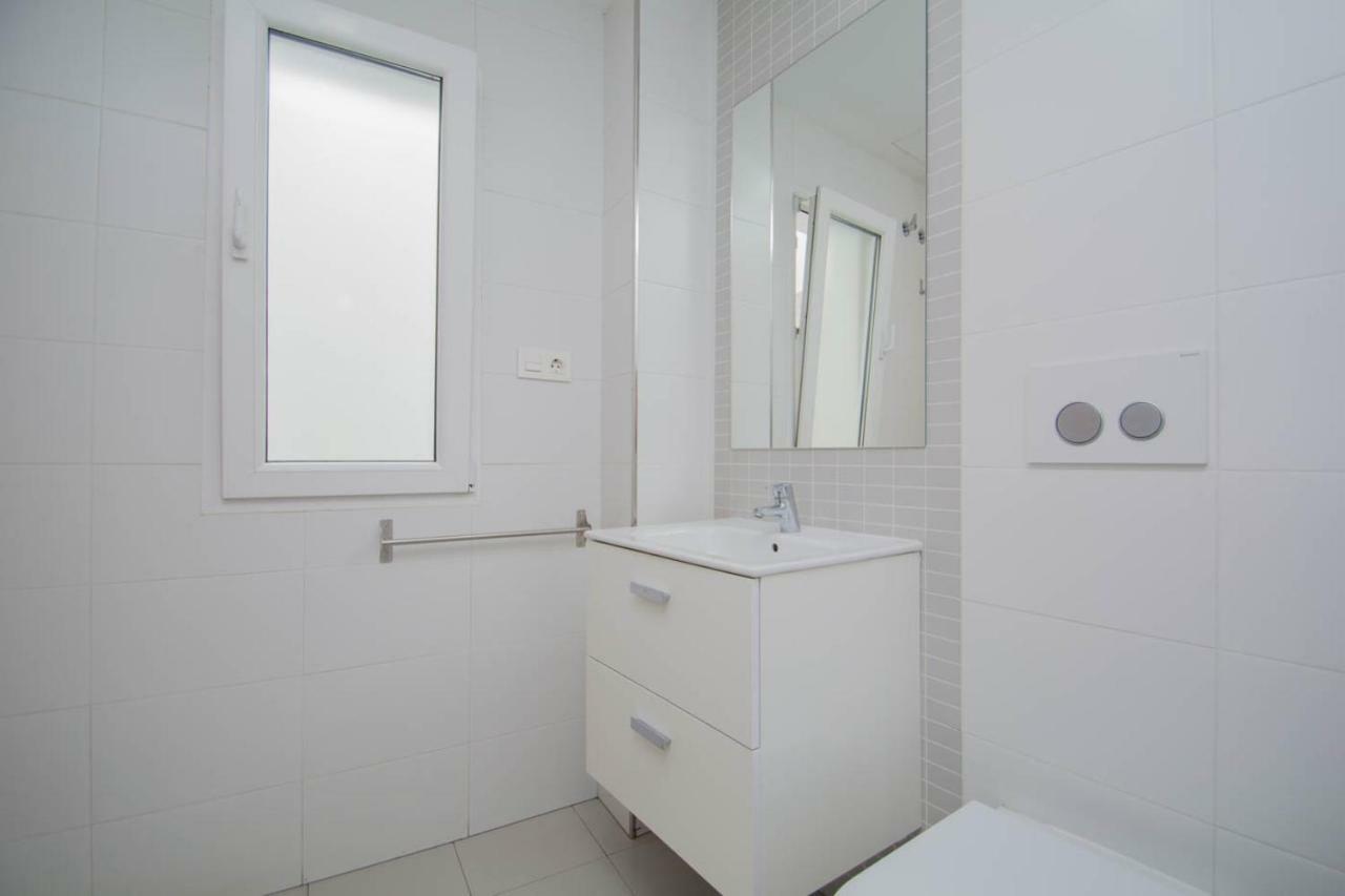 Gran Via 1B & Parking Opcional Apartman Granada Kültér fotó